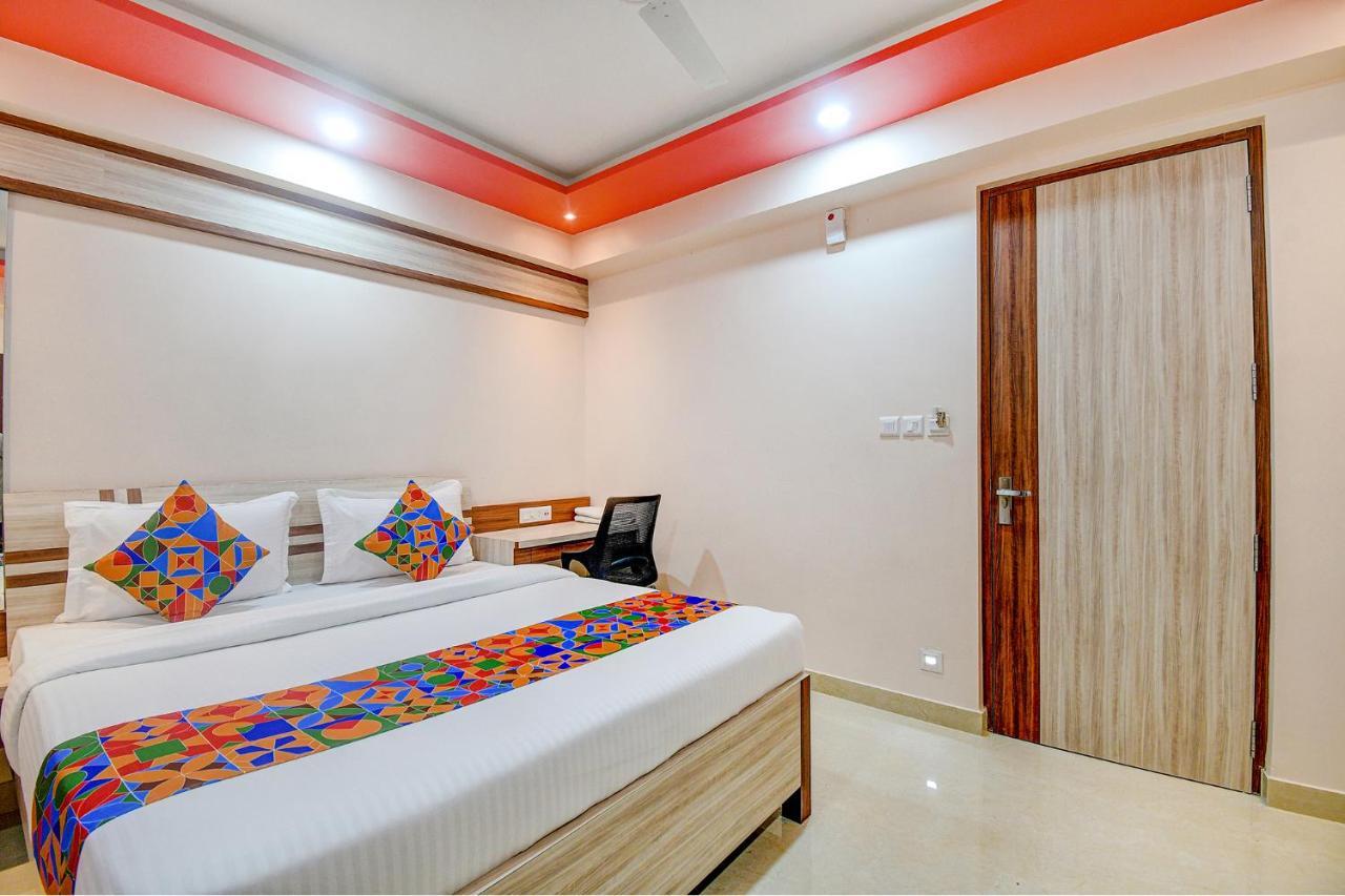 Fabhotel The Lily - Nr Bisarjan Ghat Calcutta Buitenkant foto